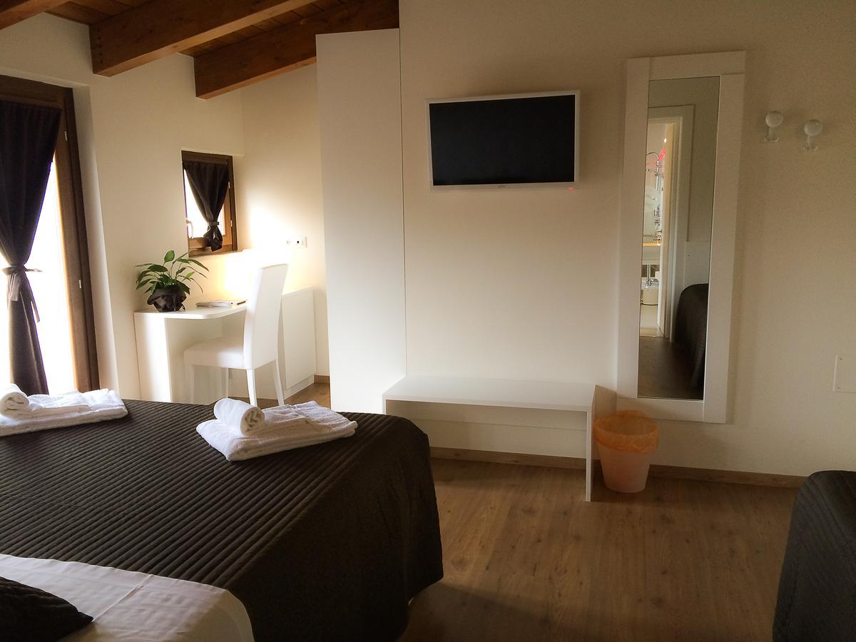Boutique Hotel E Spa Citta Bianca ペスカーラ エクステリア 写真
