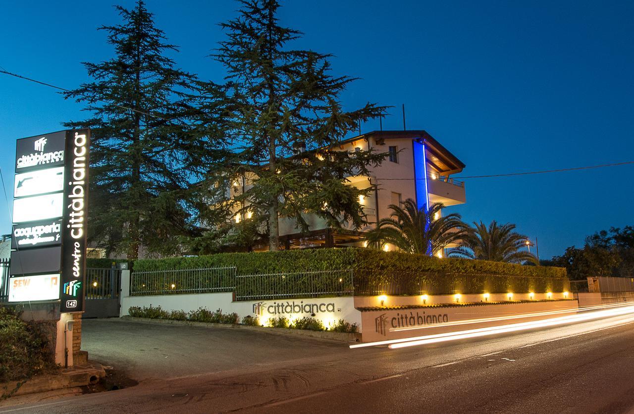 Boutique Hotel E Spa Citta Bianca ペスカーラ エクステリア 写真