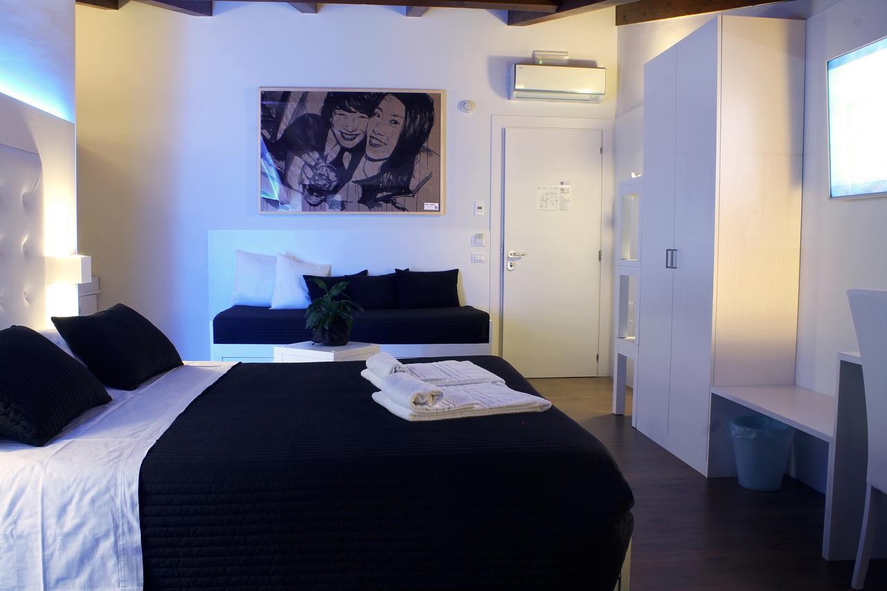 Boutique Hotel E Spa Citta Bianca ペスカーラ エクステリア 写真