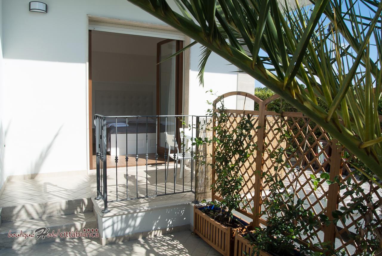 Boutique Hotel E Spa Citta Bianca ペスカーラ エクステリア 写真