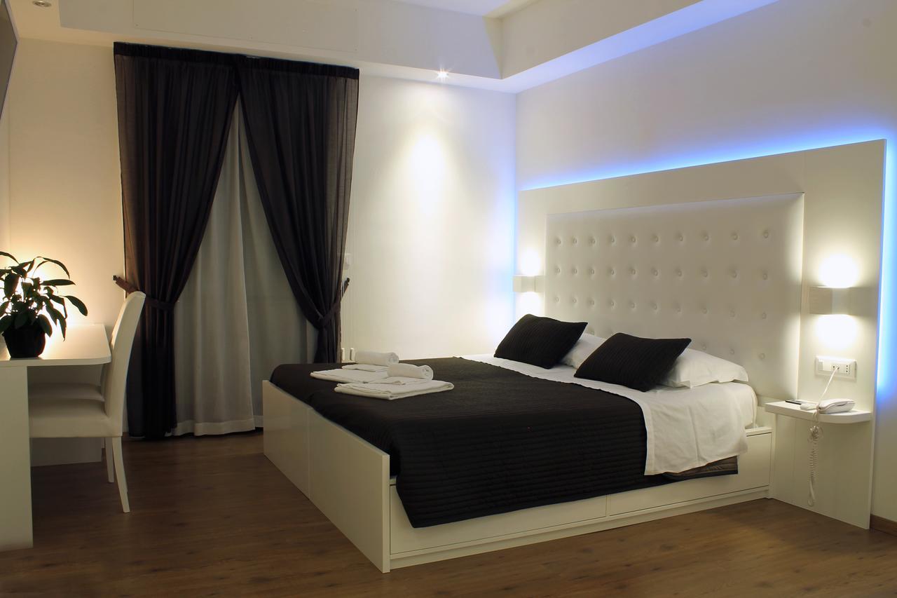 Boutique Hotel E Spa Citta Bianca ペスカーラ エクステリア 写真