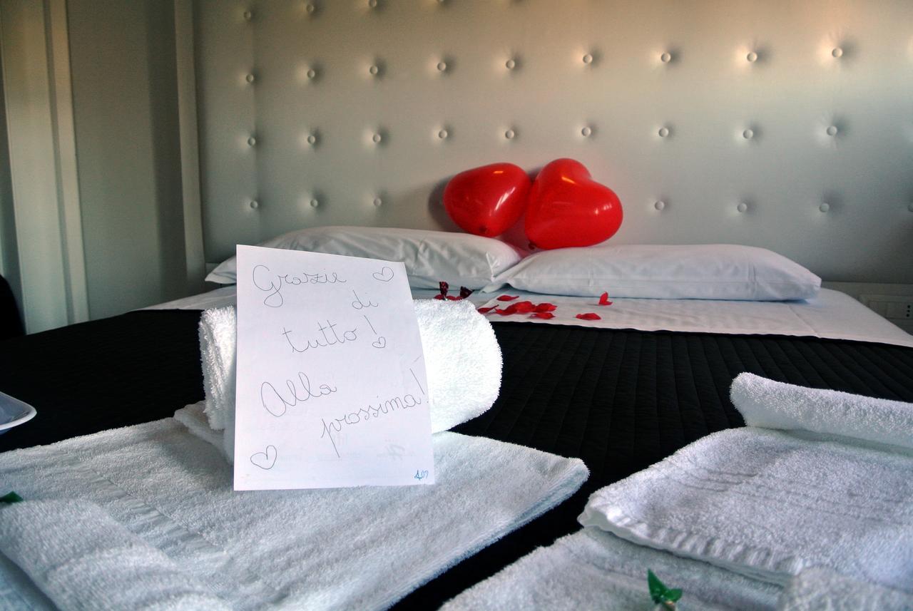 Boutique Hotel E Spa Citta Bianca ペスカーラ エクステリア 写真