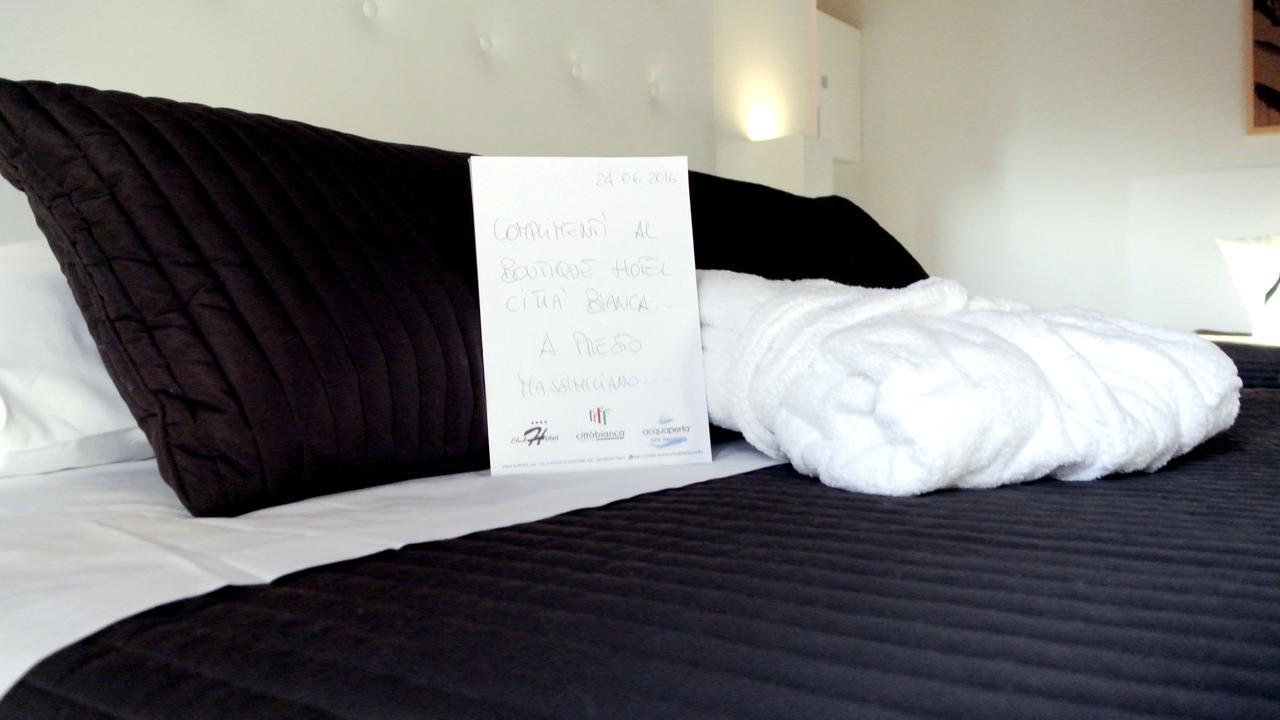 Boutique Hotel E Spa Citta Bianca ペスカーラ エクステリア 写真